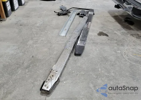 2022 GMC Sierra K1500 Slt z USA, uszkodzony, nr VIN 3GTUUDED6NG548581